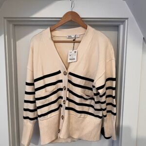 NWT Zara Cream and Black Knit Cardigan Sweater